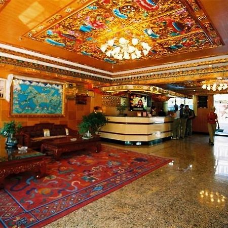 Yak Hotel Лхаса Екстериор снимка