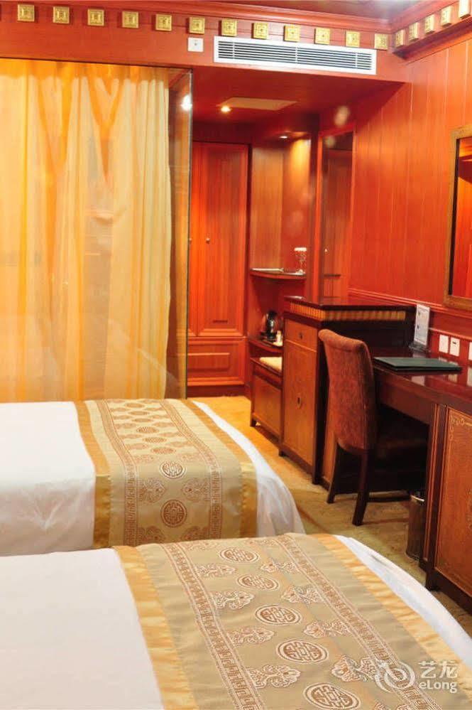 Yak Hotel Лхаса Екстериор снимка
