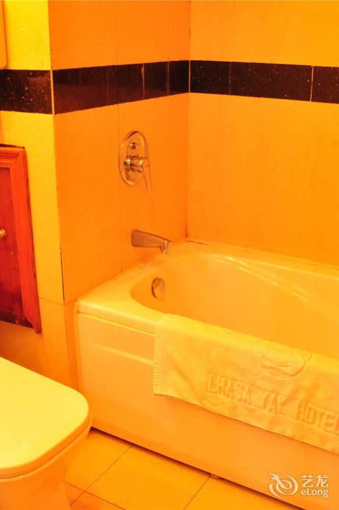 Yak Hotel Лхаса Екстериор снимка