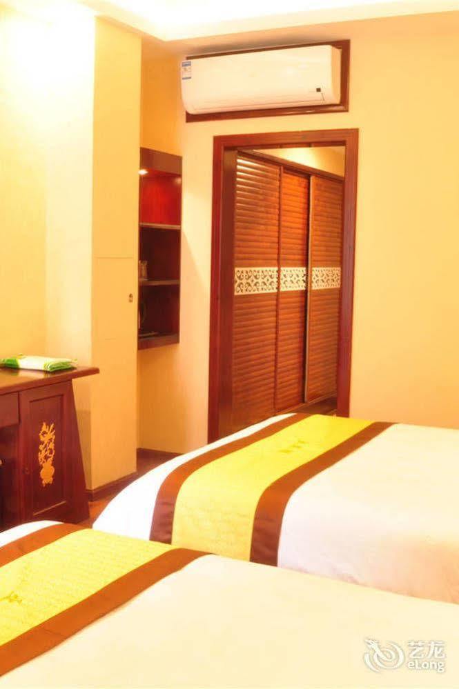 Yak Hotel Лхаса Екстериор снимка