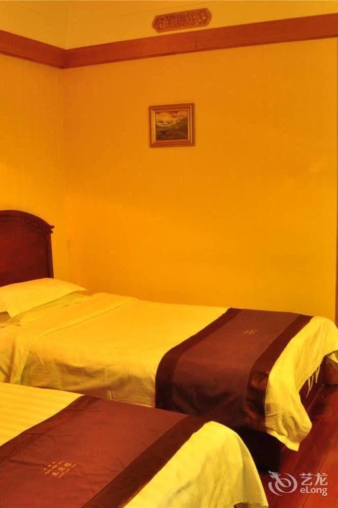 Yak Hotel Лхаса Екстериор снимка